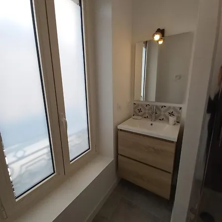 Le 29 , 4pers, 2 Lits, Climatisation Et Wif Appartement