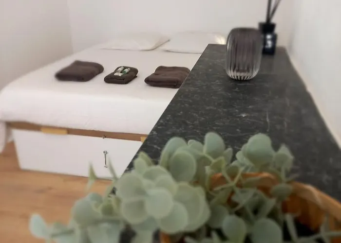 Le 29 , 4pers, 2 Lits, Climatisation Et Wif Lejlighed Agen